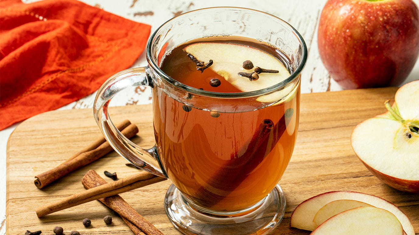 A Cinnamon Tea Recipe With Honey and Optional Spices