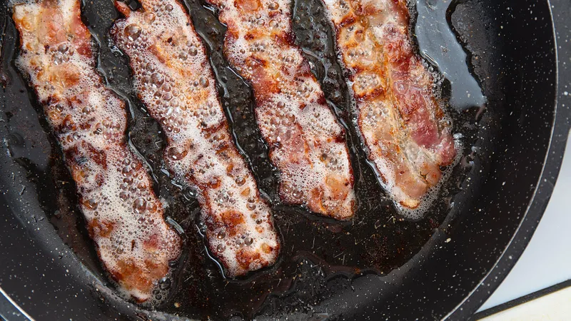The Care and Keeping of Bacon Grease – Garden & Gun